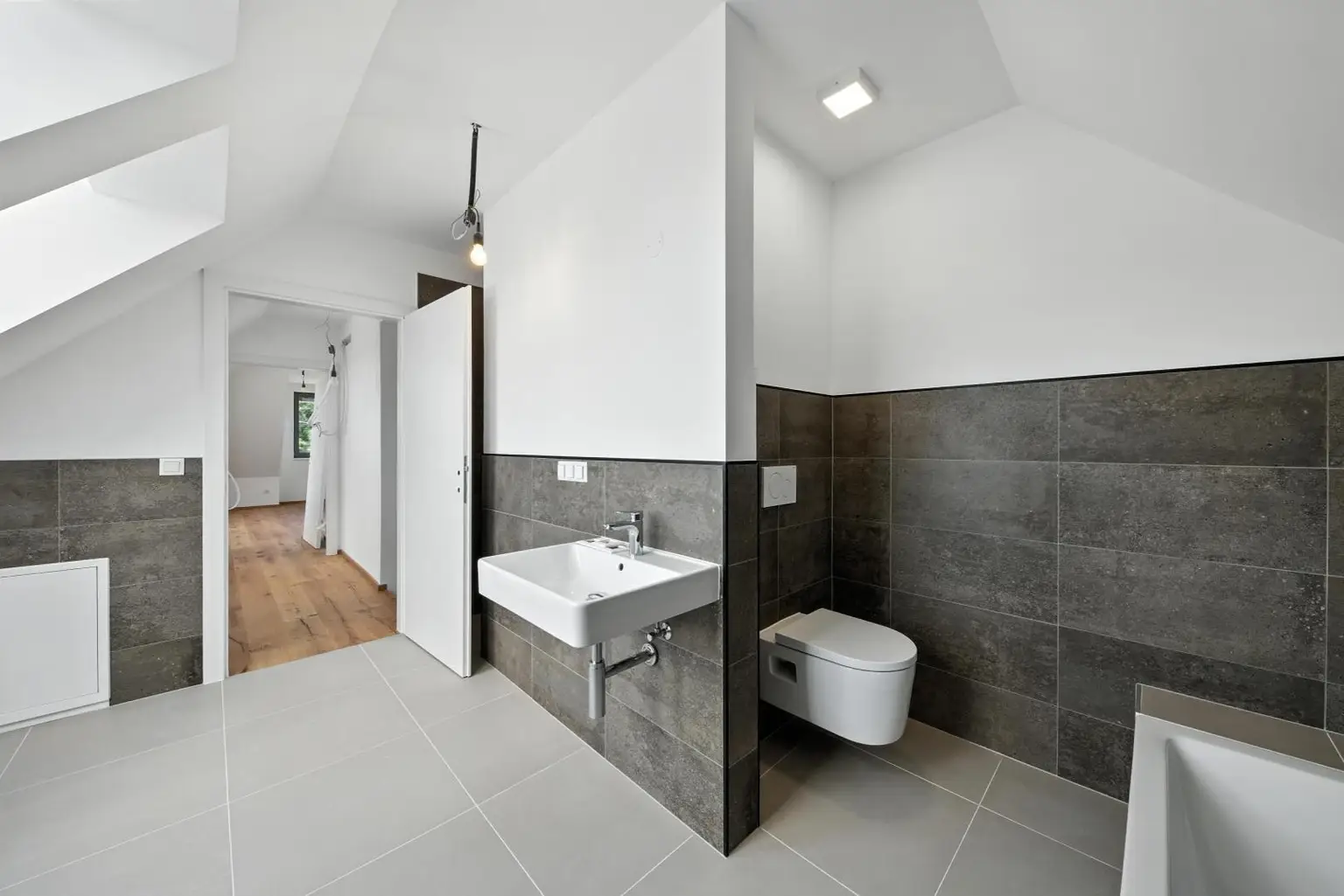 SCHLÜSSELFERTIG! MODERNES WOHNEN AM LAND - HOCHWERTIGER BAUMEISTERQUALITÄTSBAU IN SIERNDORF!