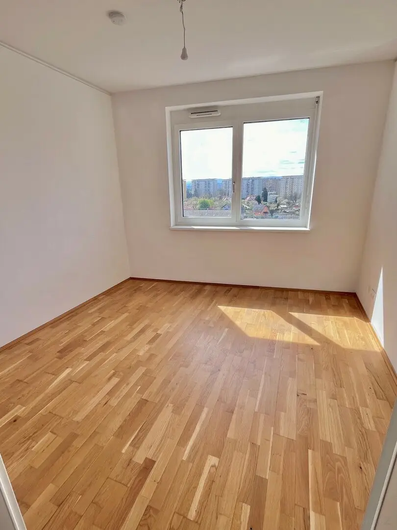 Zimmer 10, 24 m²