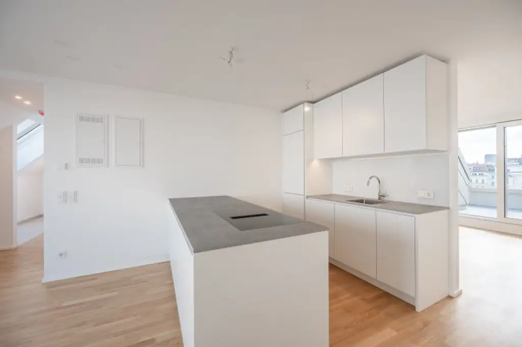 ++MOLLARD 50++ Outstanding 3-room apartment in a prime central location (1/28)