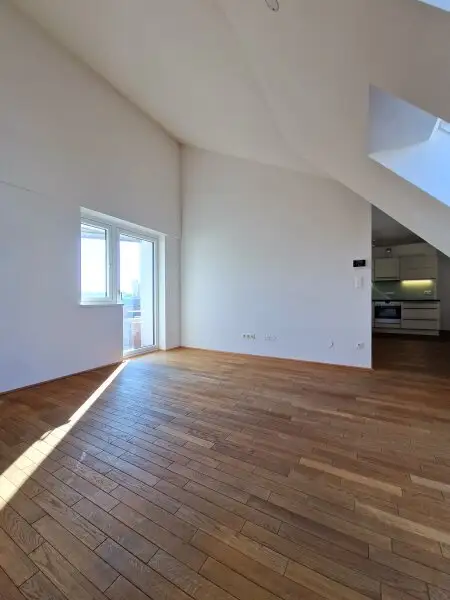 Willkommen auf der Sonnenseite! Ihre neue Wohlfühloase mit sonniger Dachterrasse und wunderbarer Aussicht im Herzen der Josefstadt