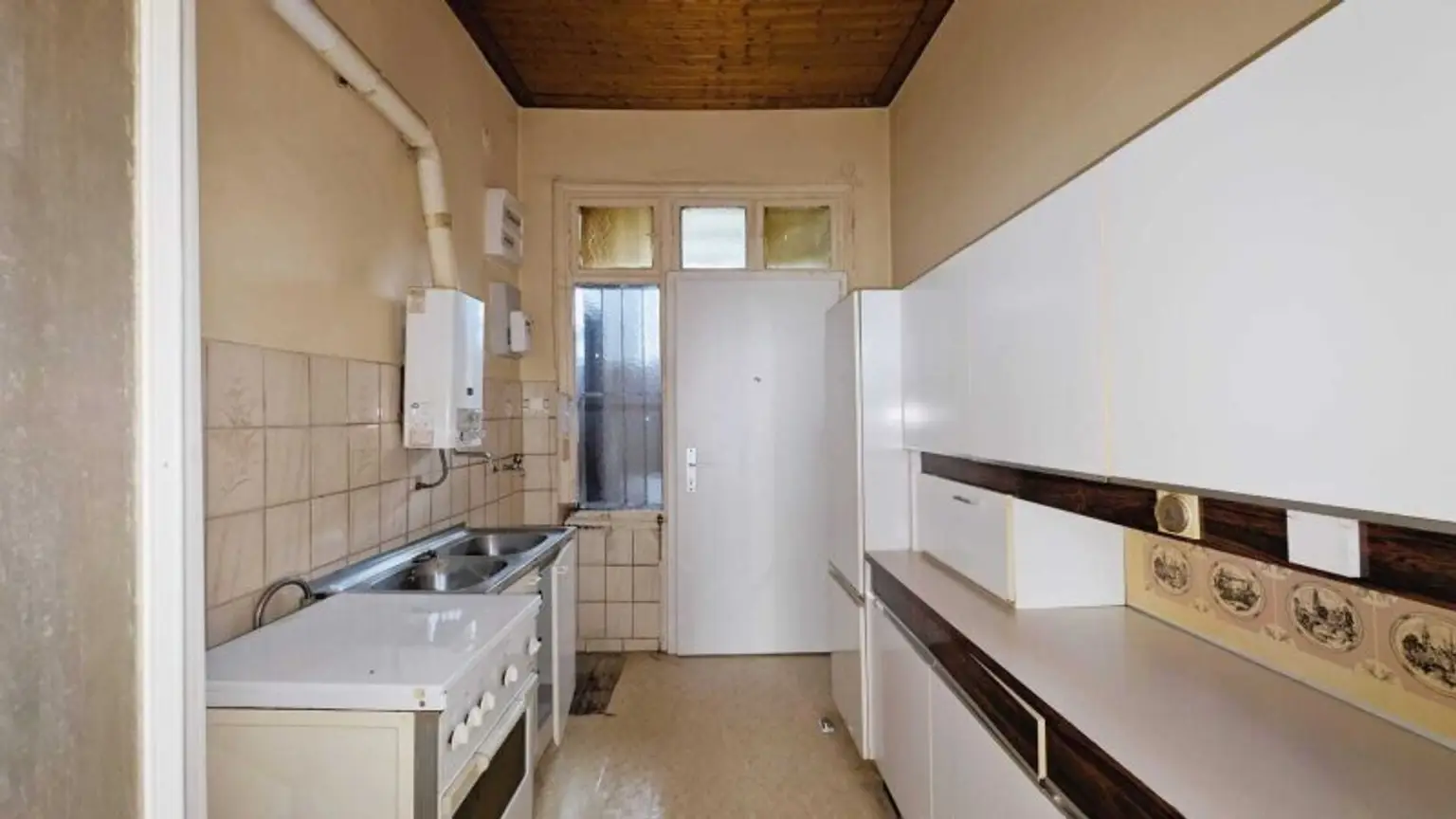 ++NEU++ Sanierungsbedürftige 2-Zimmer-Wohnung, viel Potenzial!