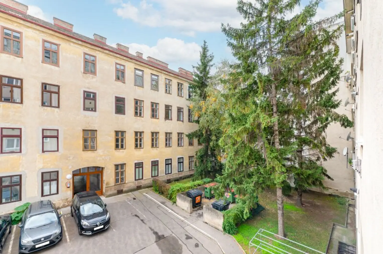 Nahe Schönbrunn! Hofseitige 2-Zimmer-Wohnung im 15. Bezirk zu vermieten!