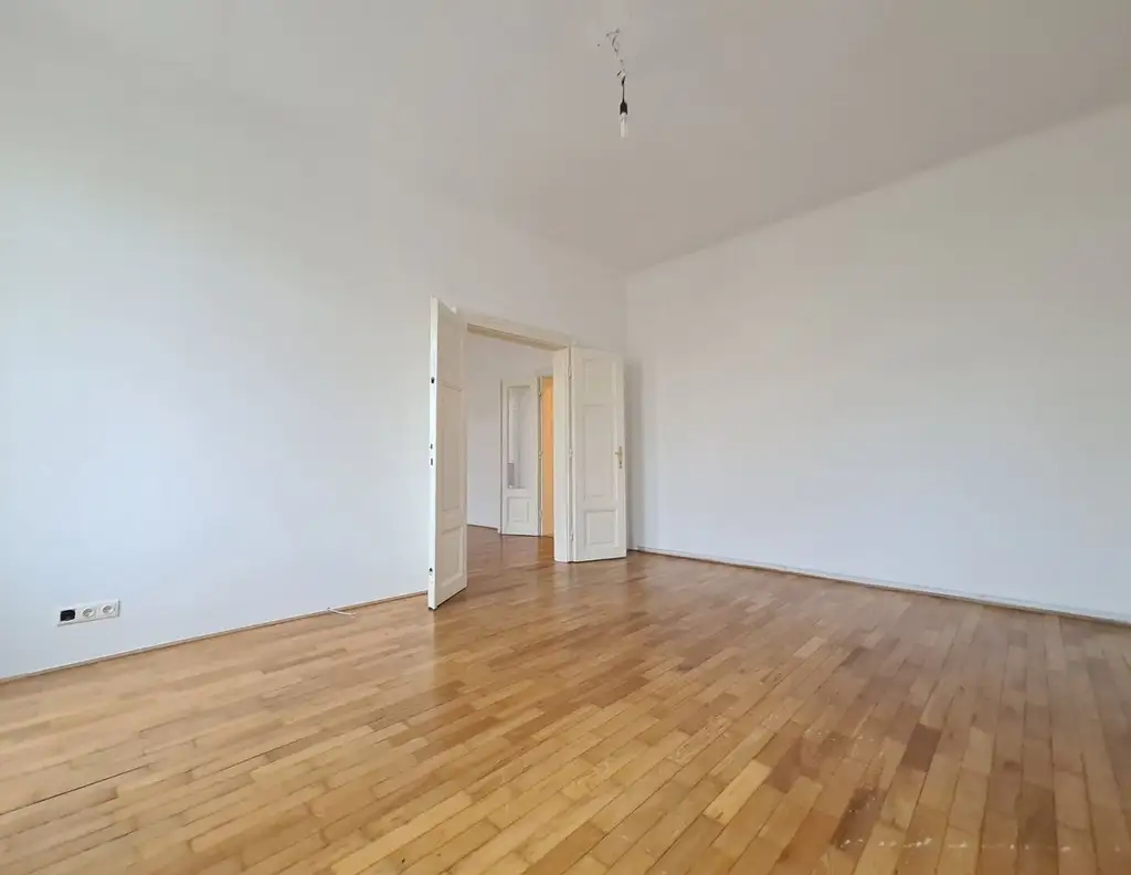 Altbau | Wohnen-Praxis-Büro | U4 Ober St. Veit