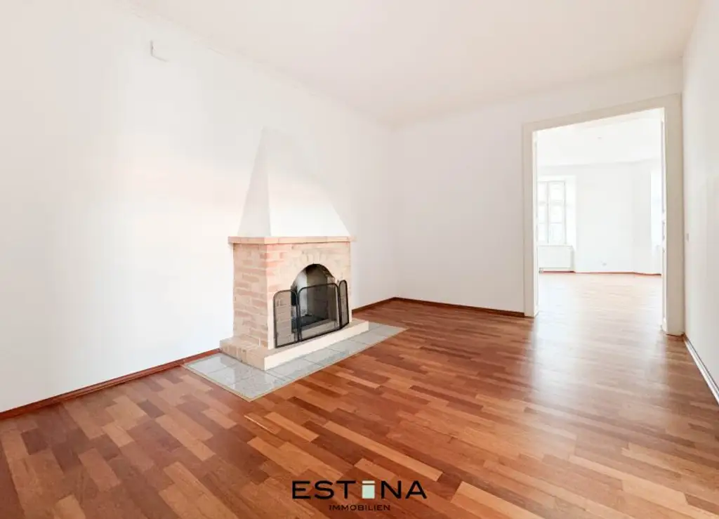 Wohnen mit Blick auf die Karlskirche