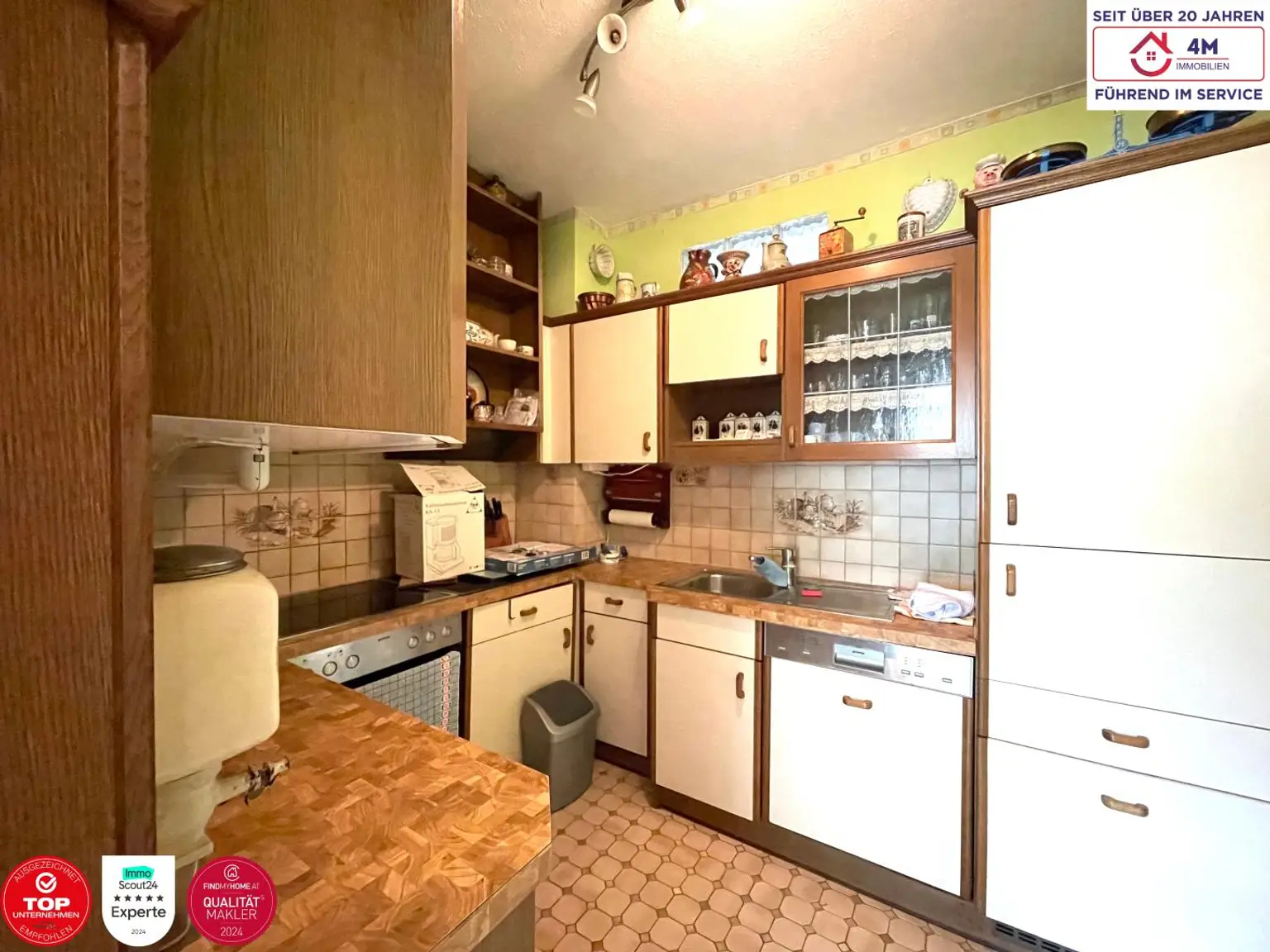 Charmantes Einfamilienhaus mit großem Nebengebäude, Weinkeller und Ausbaupotenzial – nur 10 min. von Tulln