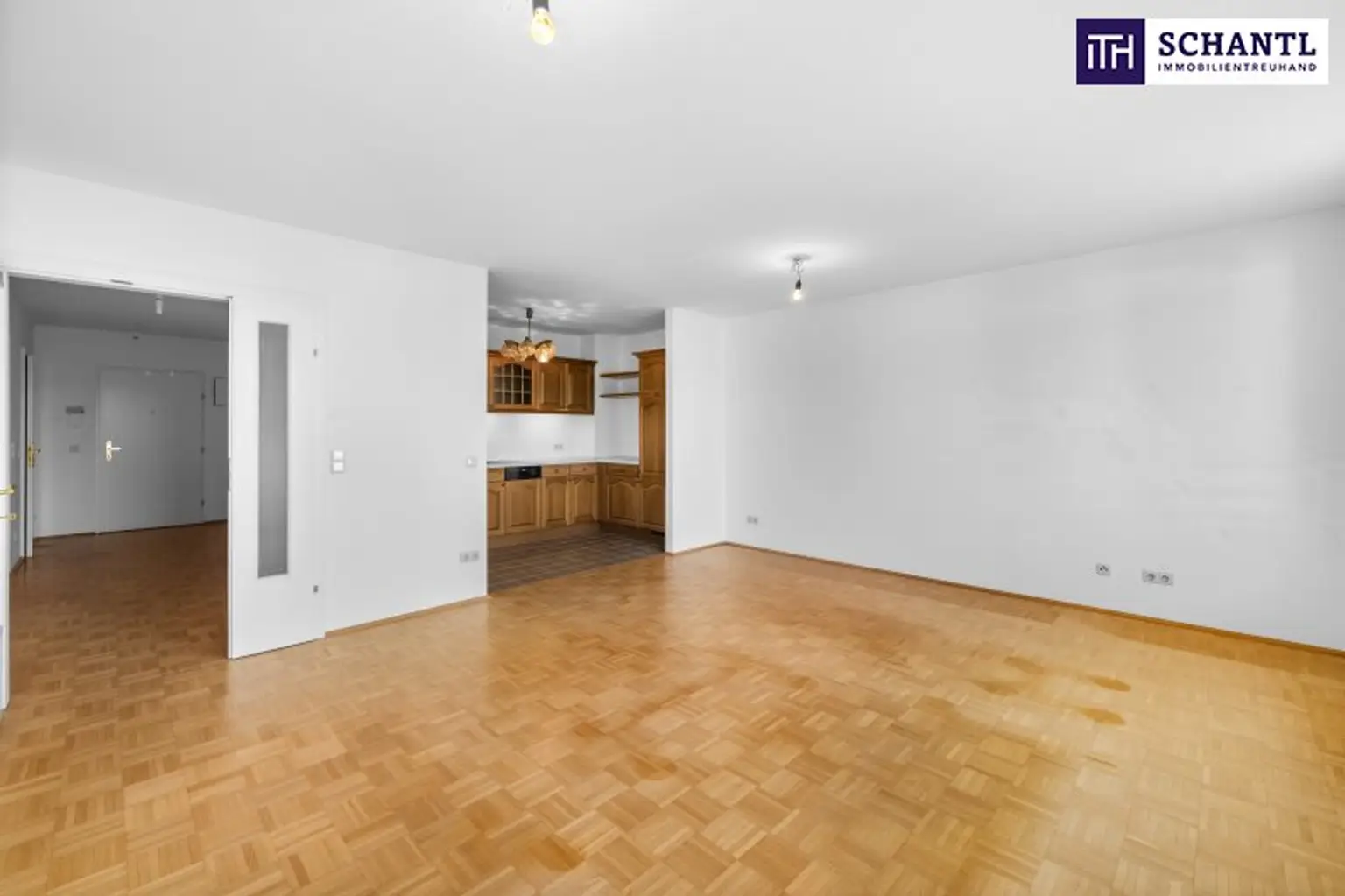 Neuer Preis: Lichtdurchflutete Wohnung mit Loggia + Ruhige Seitengasse! Jetzt zugreifen!