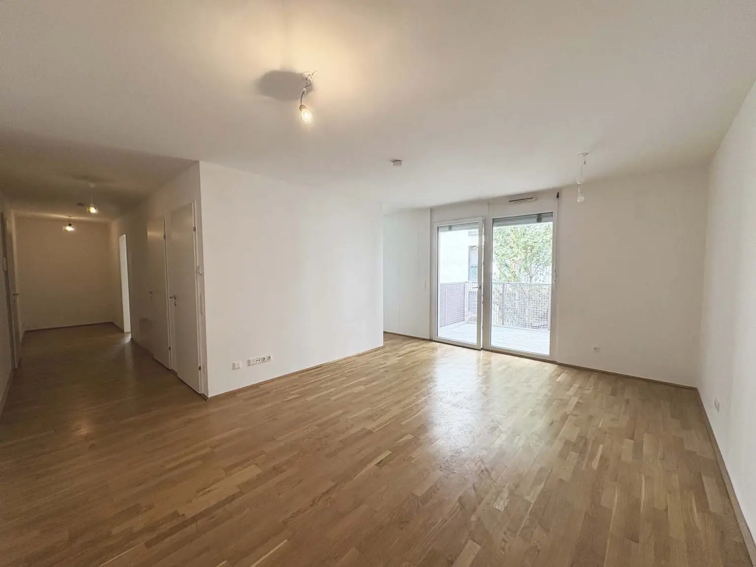 Q11 Leben in Simmering 
- Balkonwohnung mit 2 Zimmern nächst Lorystraße!