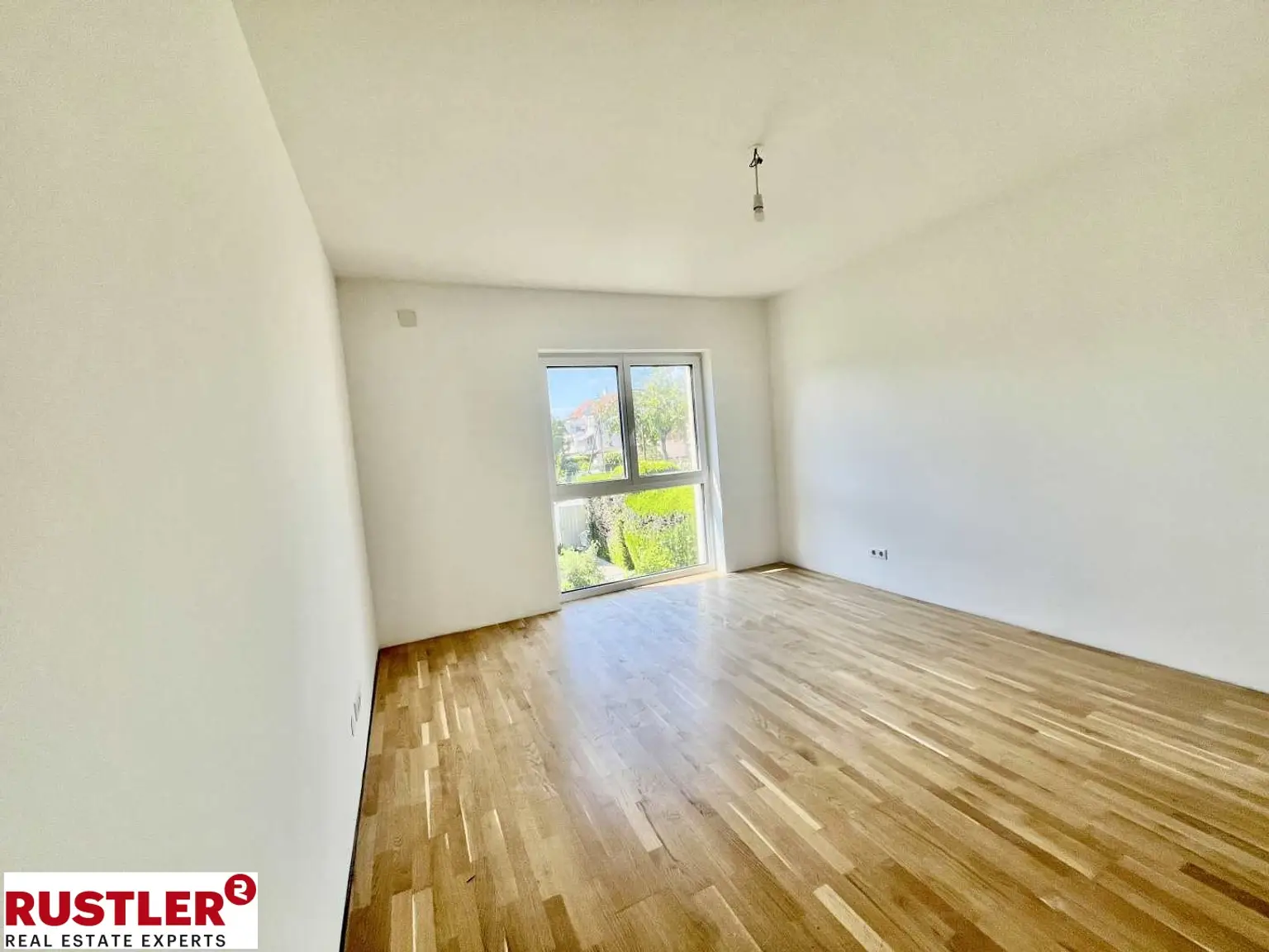 Erstbezug - Doppelhaushälfte zu verkaufen in Essling!