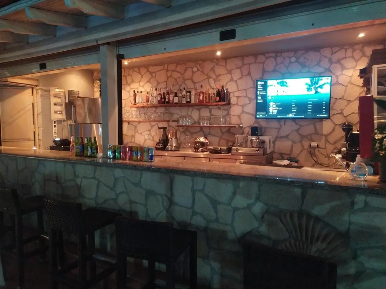 PALM BEACH APARTMENT HOTEL - Polychrono, Kassandra, Chalkidiki