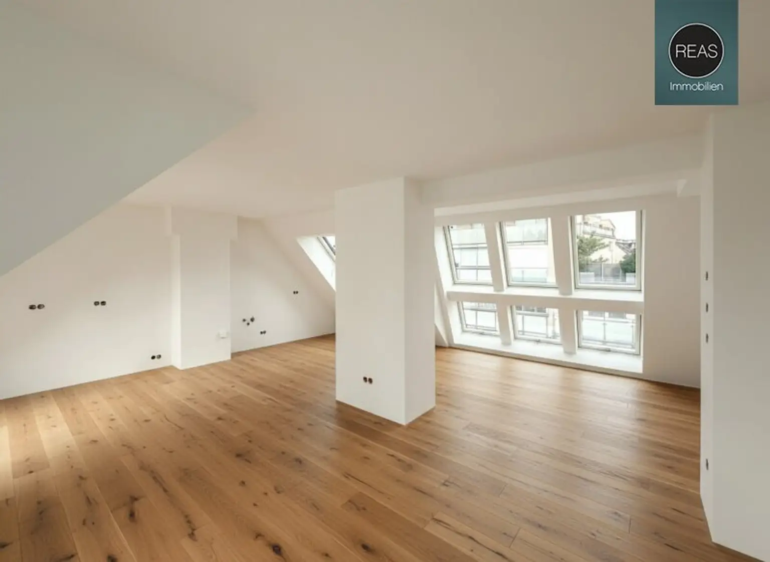 Erstbezug: Atemberaubendes Dachgeschoss - Maisonette - Apartment (klimatisiert) mit 3 Terrassen und hochwertiger Ausstattung im Trendbezirk Ottakring!