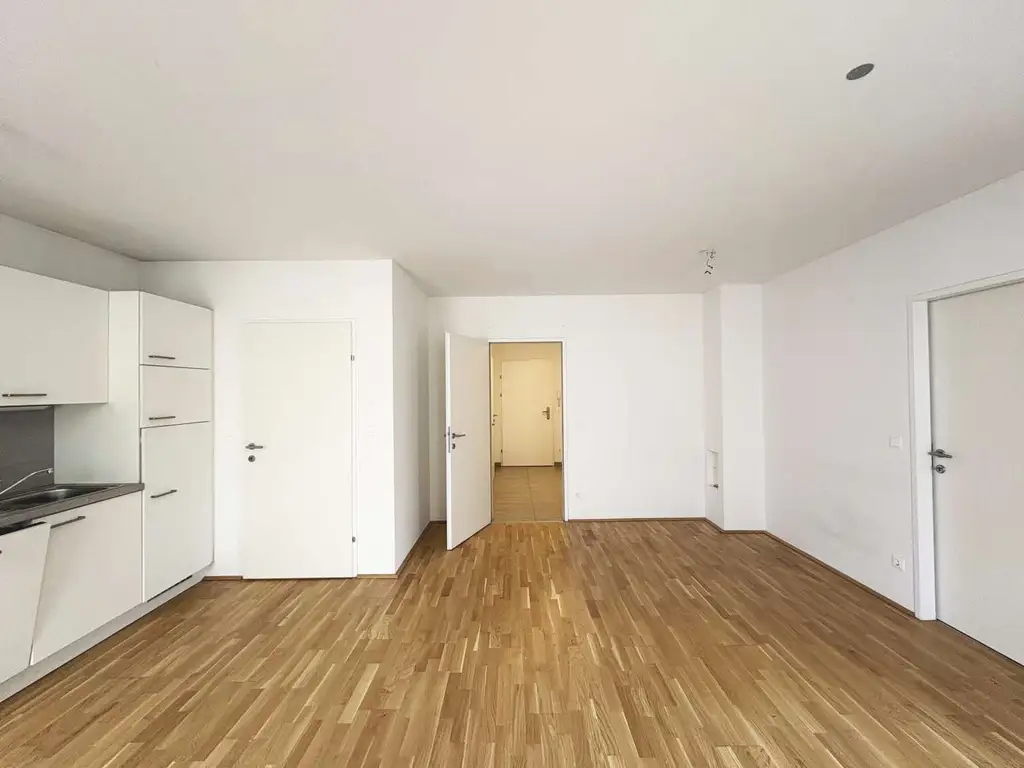 Unbefristeter Mietvertrag - 2-Zimmer-Wohnung 
mit Loggia und top Aufteilung