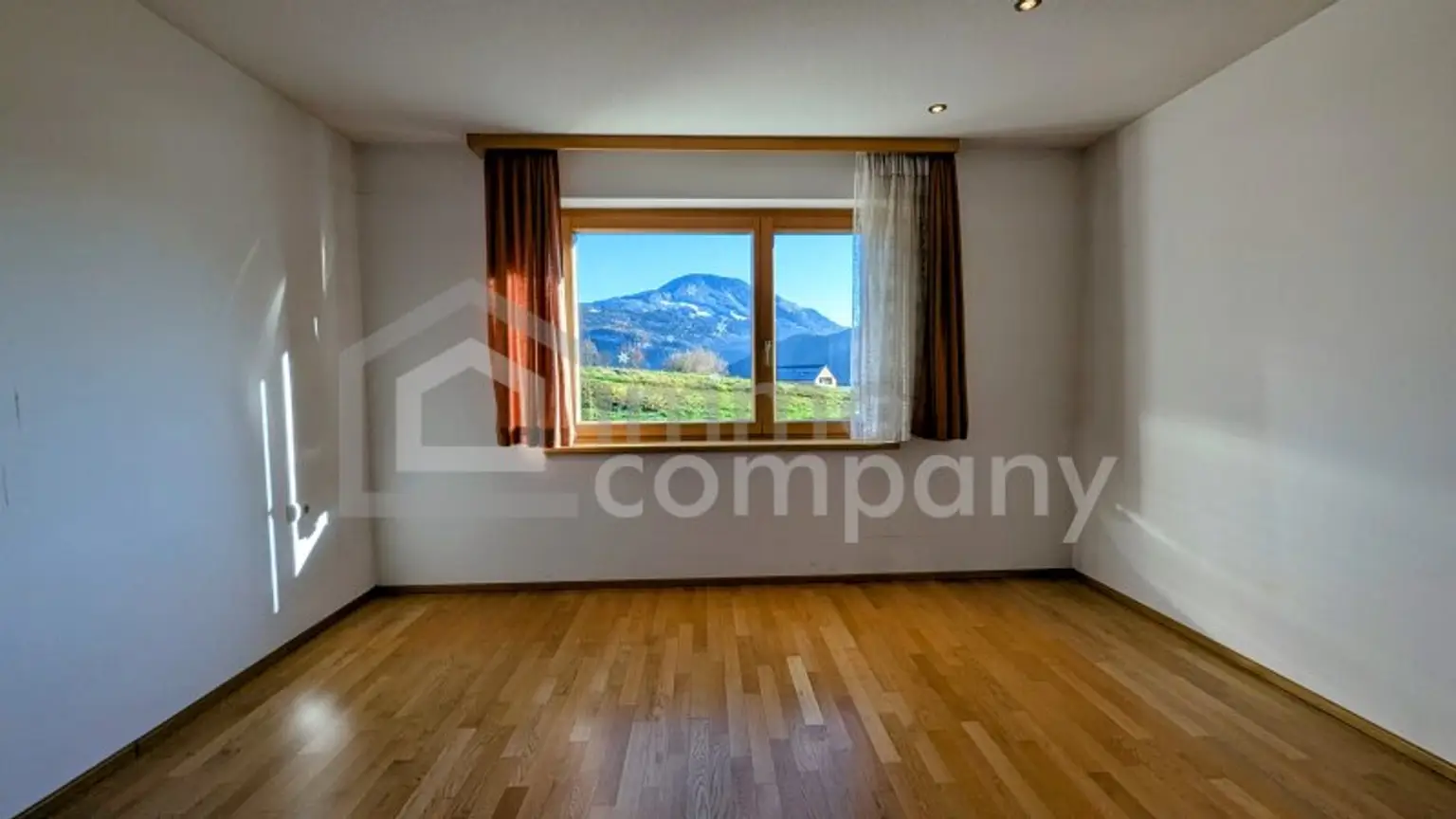 Traumhaftes Einfamilienhaus in Göfis mit Blick in die Berge - Perfekt für Familien