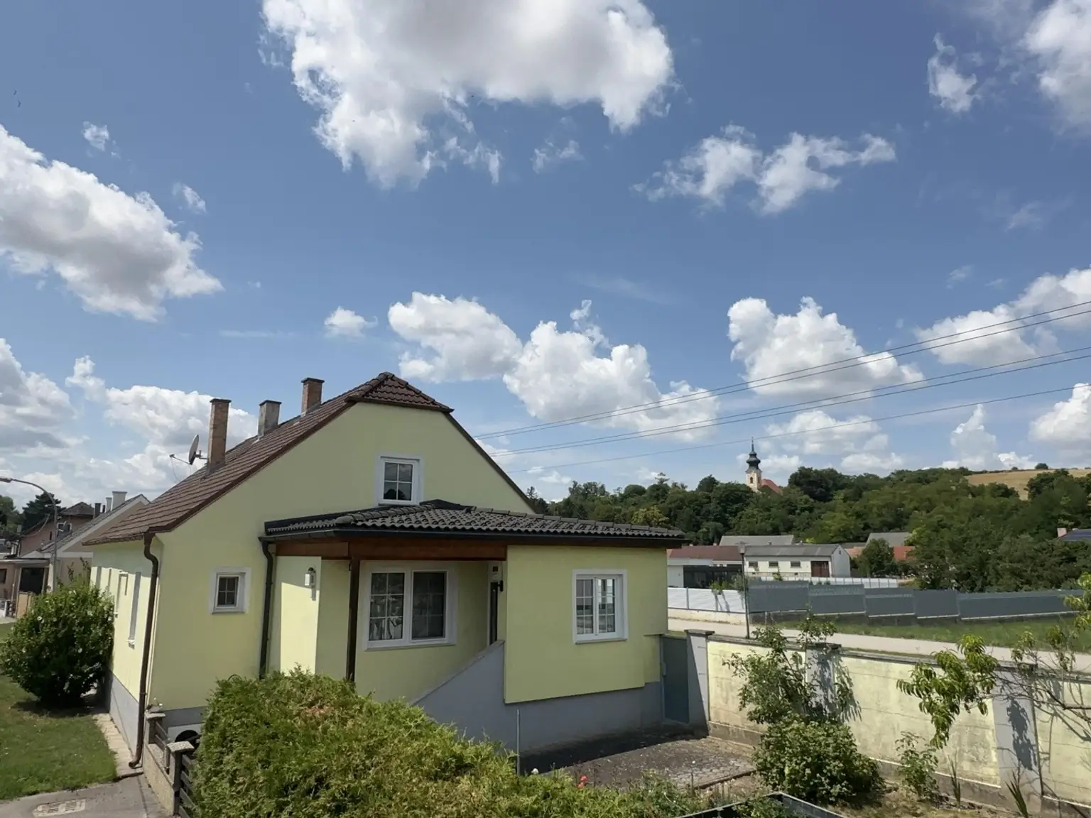 Wunderschöne Immobilie in zentraler Lage von Ladendorf