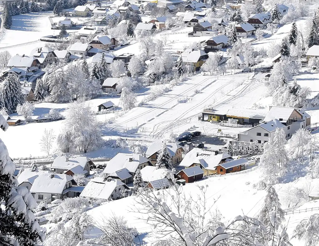 Touristisches Grundstück in Bestlage direkt an der Talstation mit Ski-In/Ski-Out