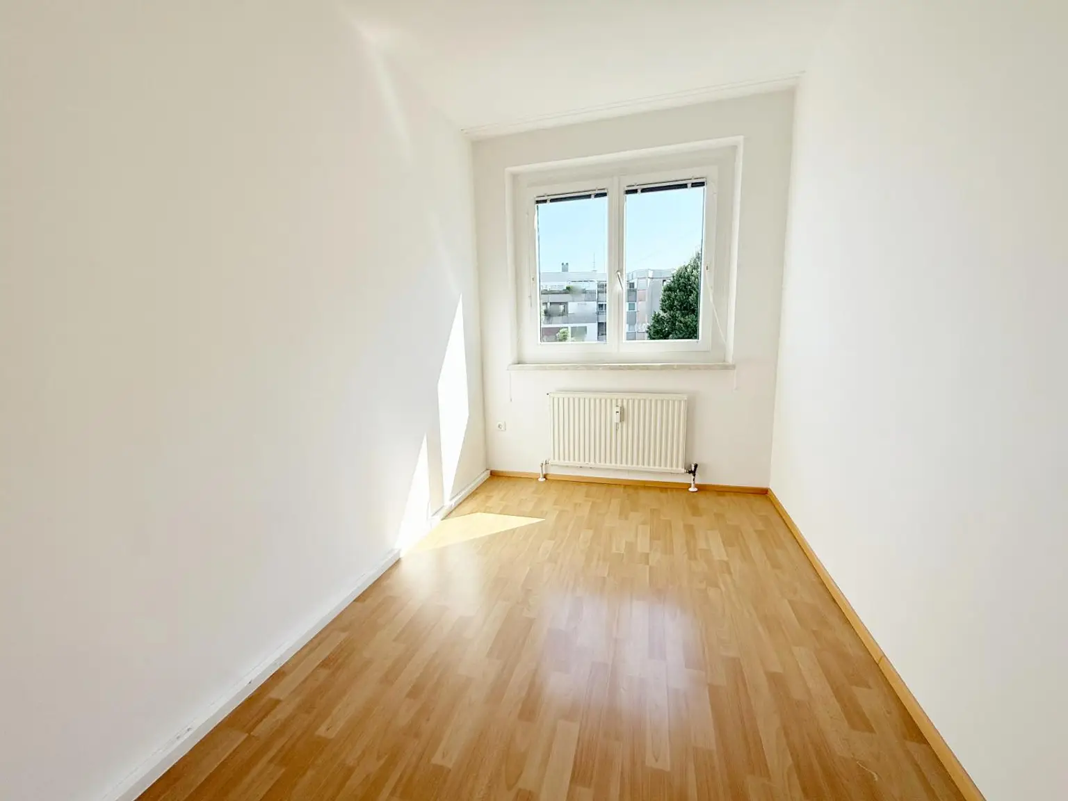 Großzügige 4 Zimmer Wohnung im Herzen von Wels - ideal für Familien!