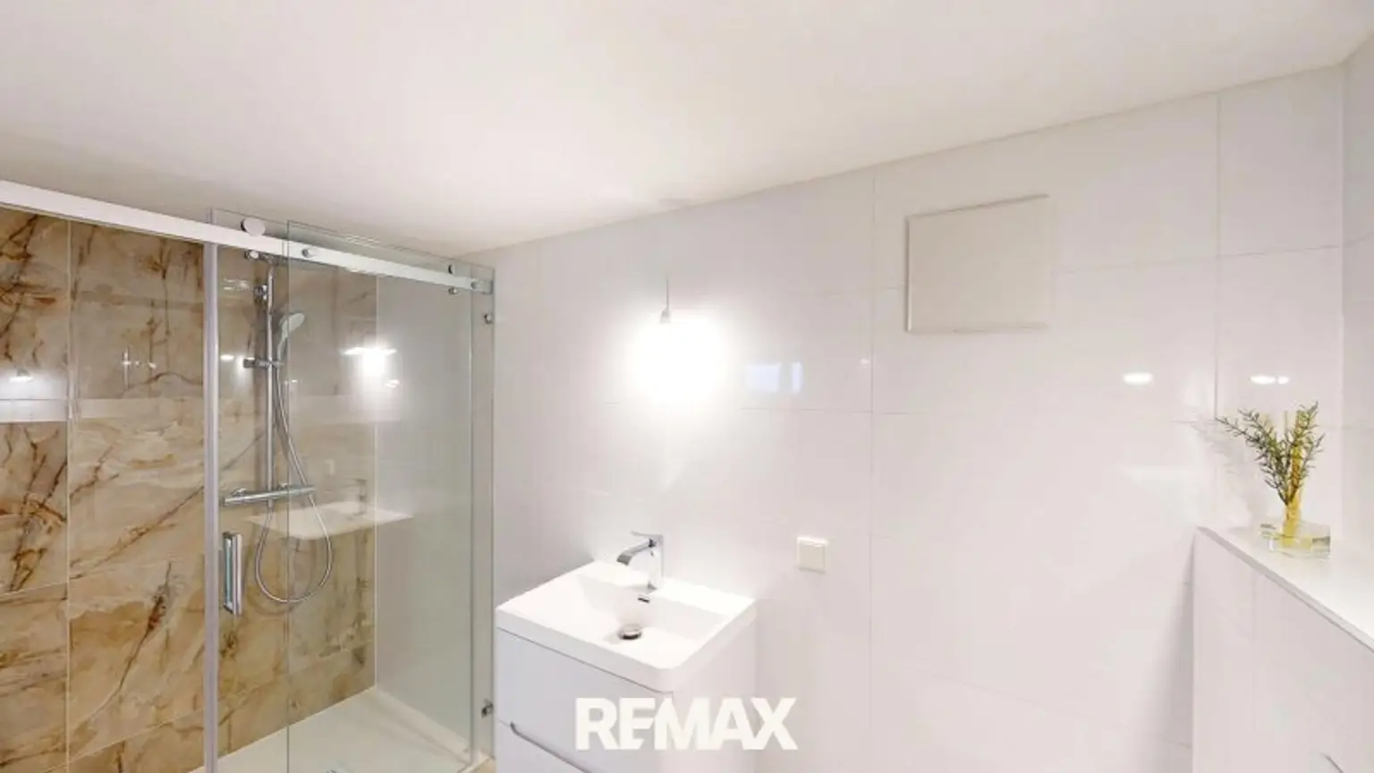 Badezimmer Untergeschoss