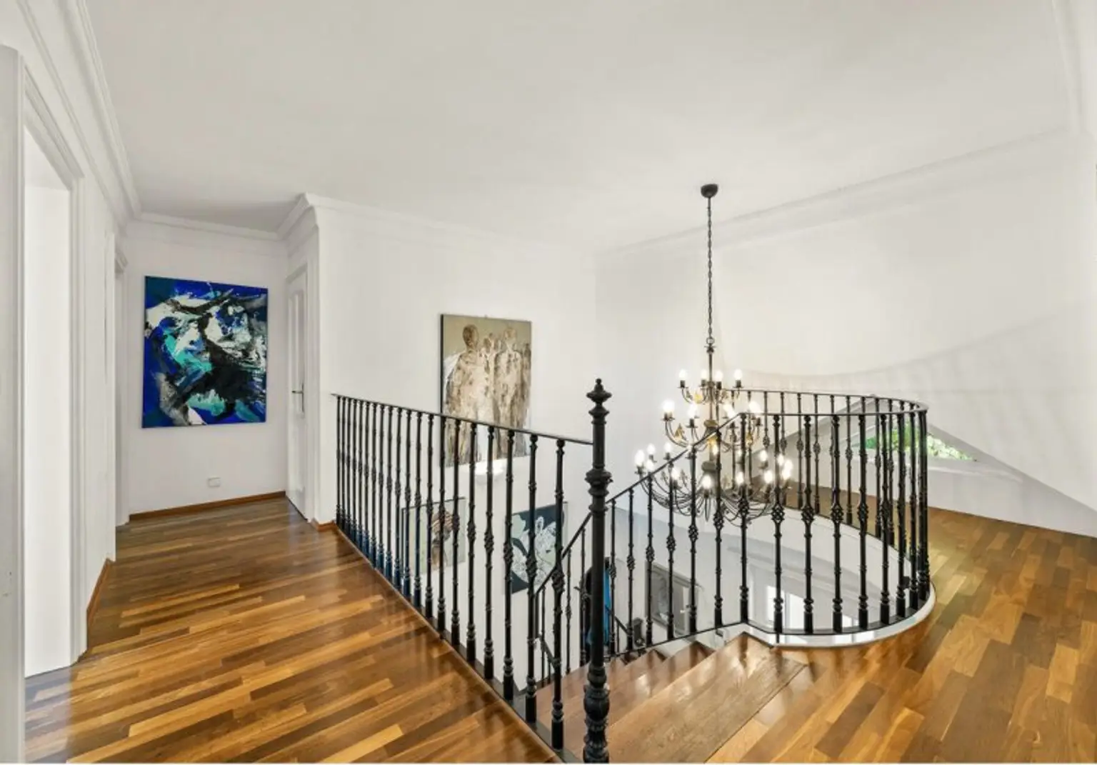 Wunderschöne Villa mit Pool und weitläufigem Grundstück, Nähe Pressbaum