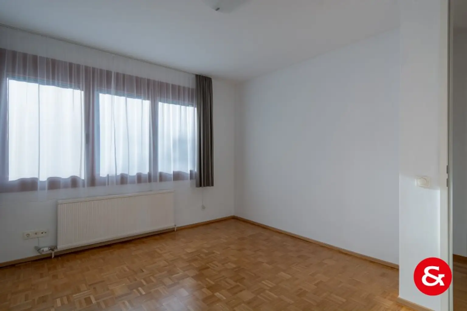 Hochwertige Qualität - Eckreihenhaus mit Garten!