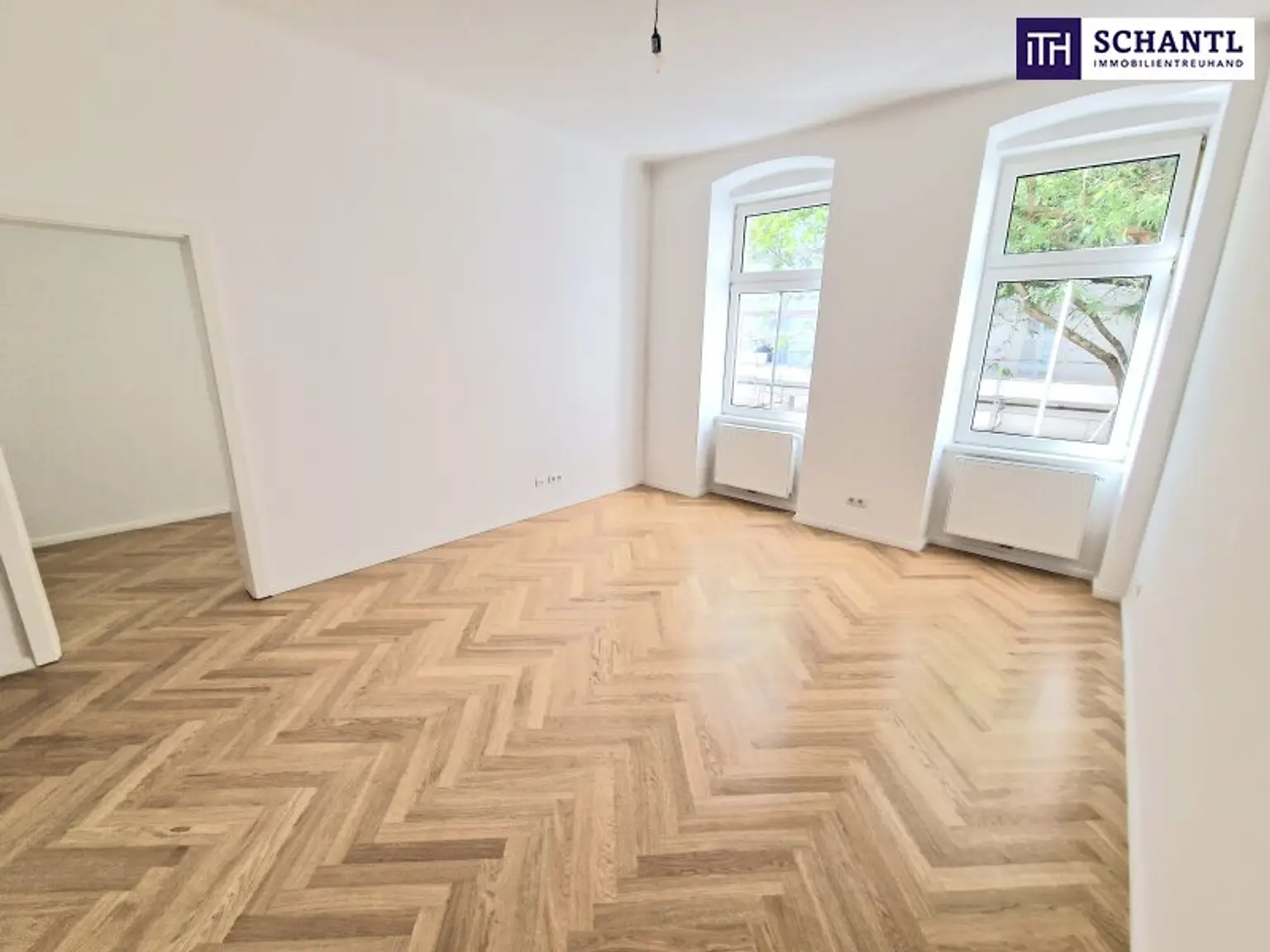 Altbauflair neu entdeckt: Liebevoll sanierte 2-Zimmer-Wohnung mit moderner Ausstattung und bester Infrastruktur +Traumhaftes Altbauhaus + Überzeugen Sie sich selbst!