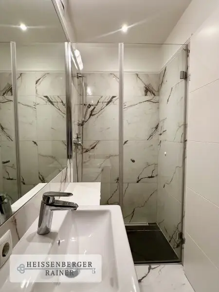 PENTHOUSE MIT TRAUMHAFTEN TERRASSEN /// TOLLER GRUNDRISS /// ALSER STRASSE, ELTERLEINPLATZ