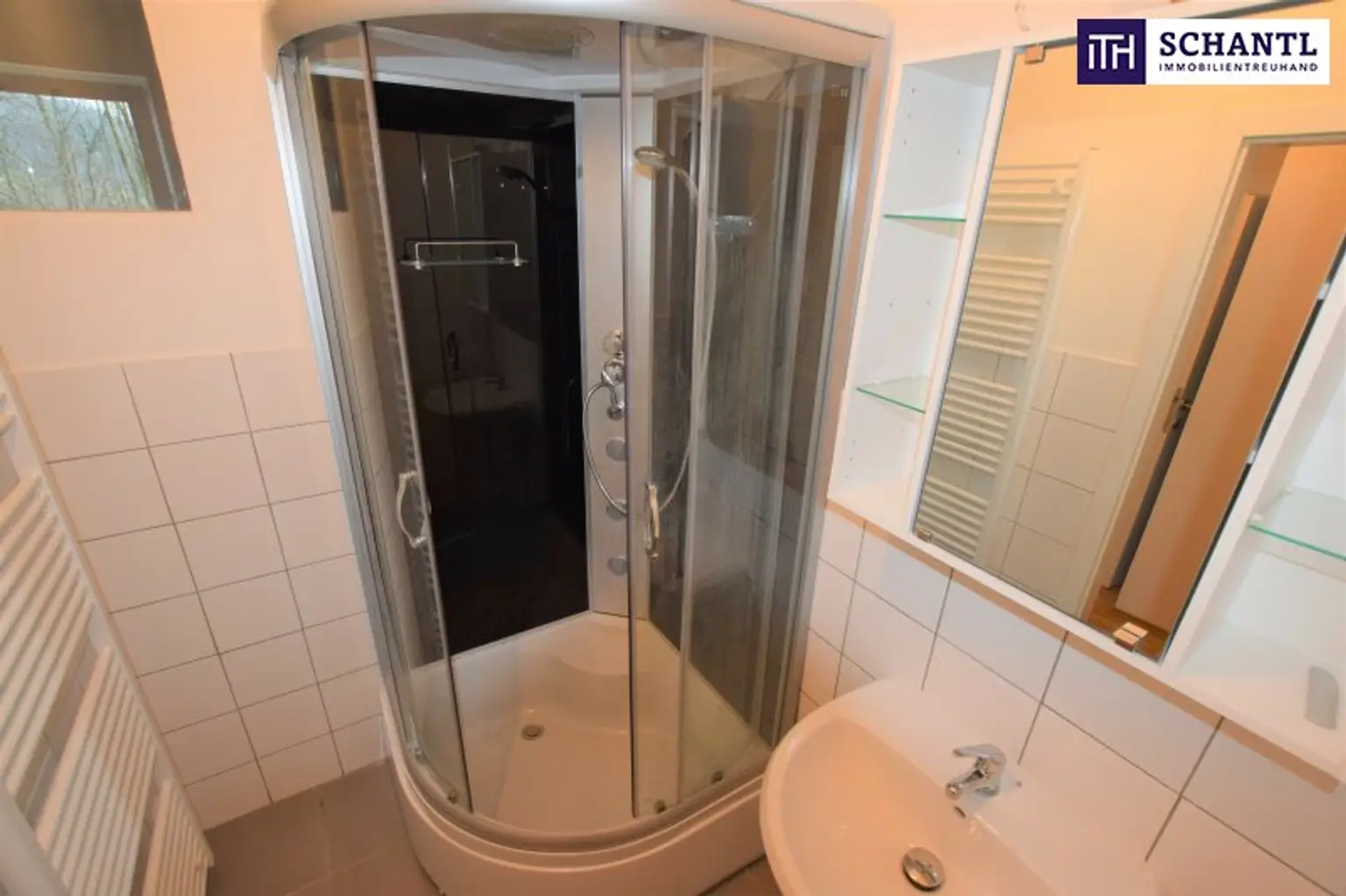 PROVISIONSFREI!! Perfekt aufgeteilte Zimmer! WOHLFÜHLOASE mit RIESIGER SONNENTERRASSE!