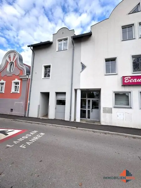 Moderne 4-Zimmer-Wohnung mit Balkon in Pfaffstätten – Ihr neues Zuhause!