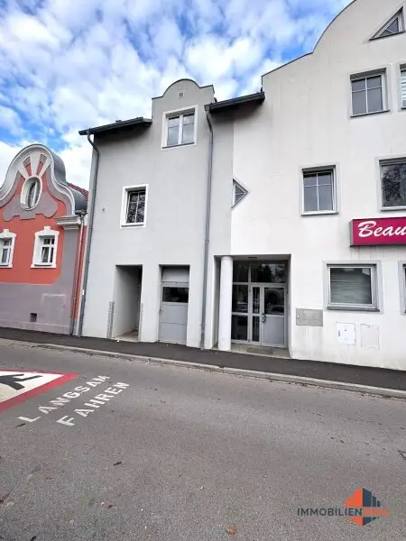 Moderne 4-Zimmer-Wohnung mit Balkon in Pfaffstätten – Ihr neues Zuhause!