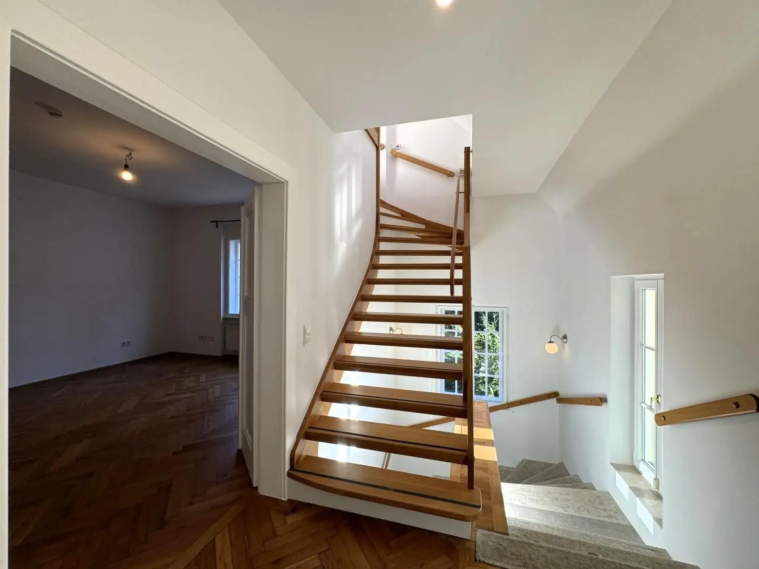 Charmante Alt-Patrizier Villa 3 Schlafzimmer, 4 Bäder + Wohnkeller // Charming old patrician villa, 3 bedrooms, 4 bathrooms + basement living area //