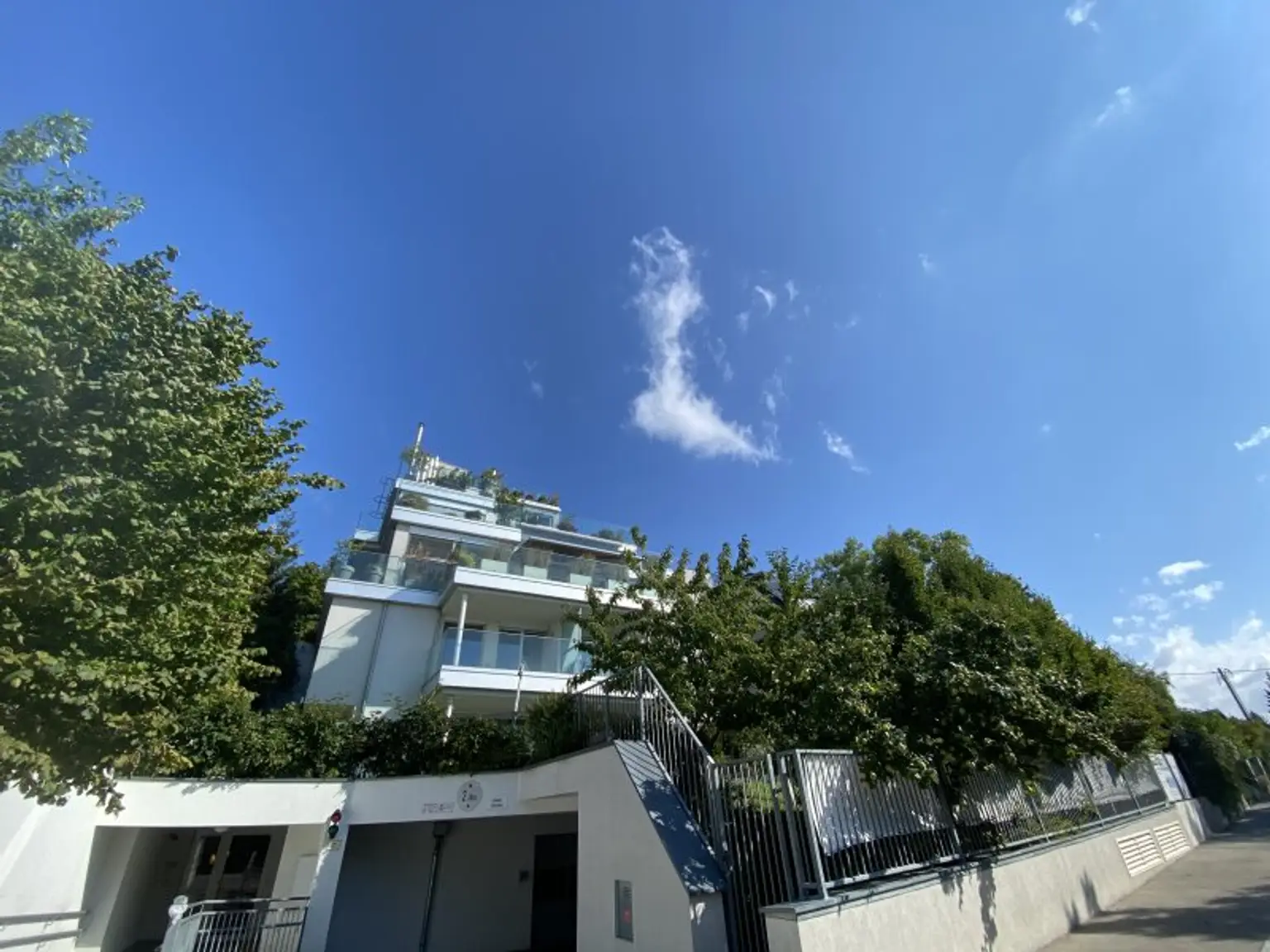 Exklusives Wohnen am Wilhelminenberg - sonnige Terrassenwohnung