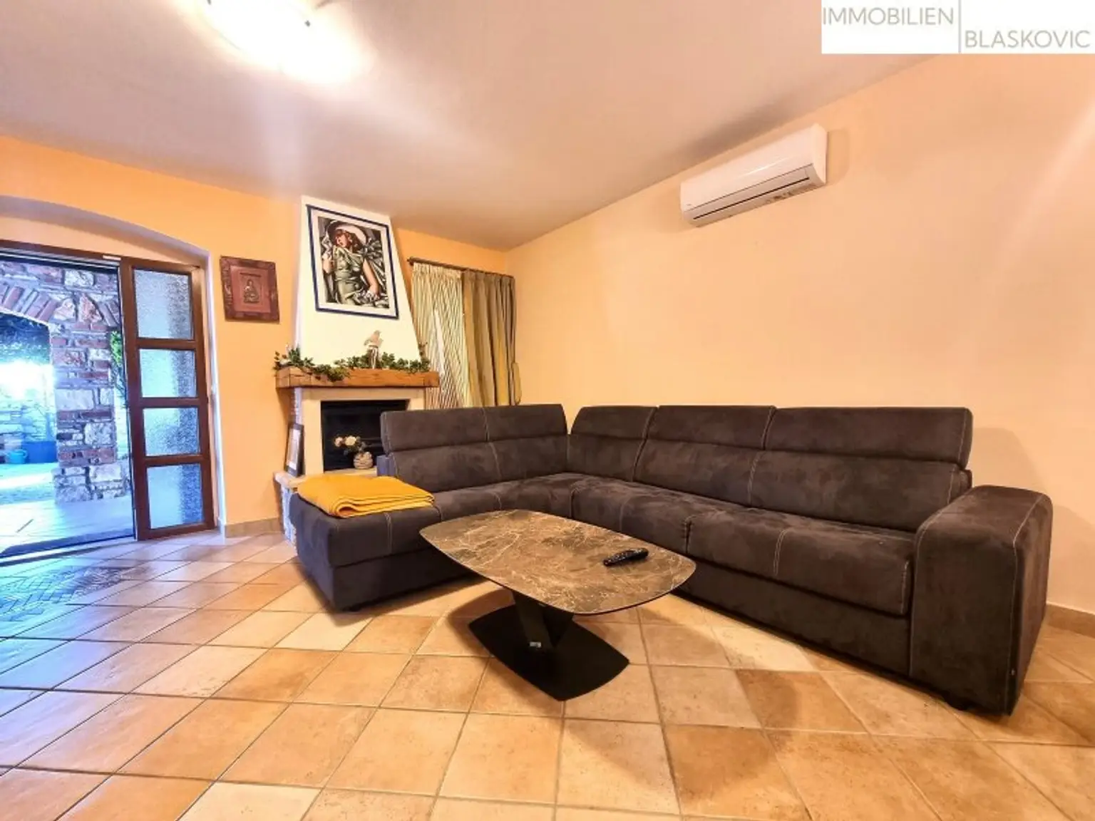 Porec Umgebung - Attraktives Steinhaus mit 2 Appartements und Pool/Wellness