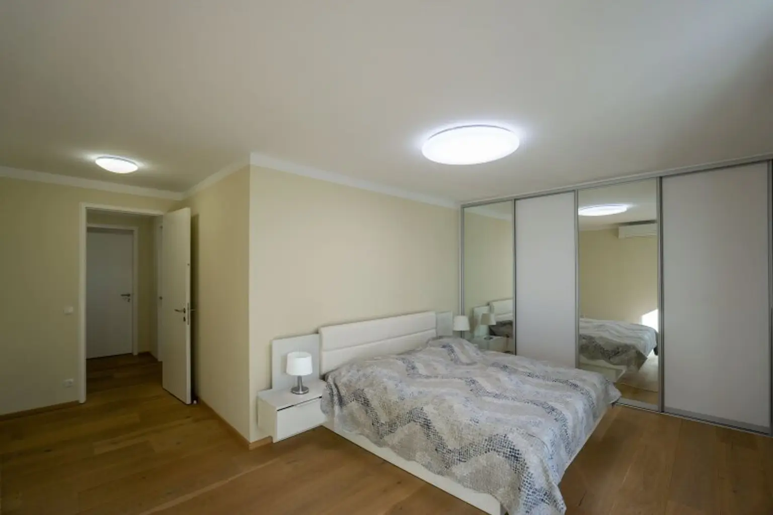 Zimmer 2 im Gartengeschoß