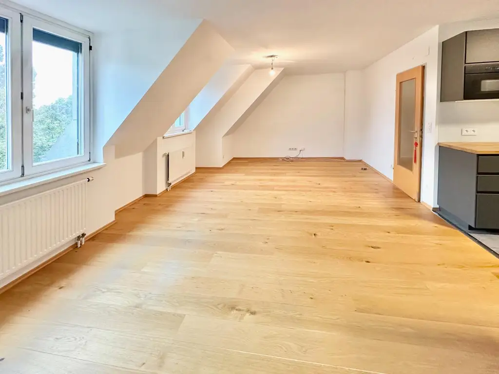 Am Liesingbach: Maisonette mit sonniger Terrasse