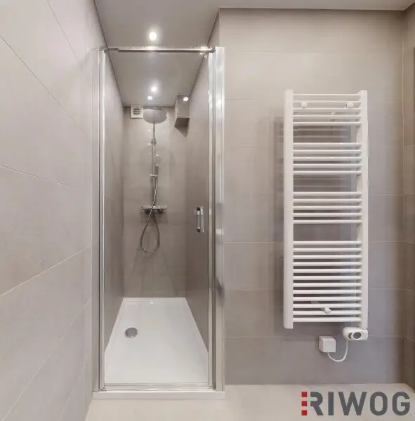 ERSTBEZUG nach Sanierung I Großzügige 2 Zimmer Wohnung mit Ausblick ins Grüne I inkl. Tischlerküche mit Siemens Geräten I Alte Donau Nähe