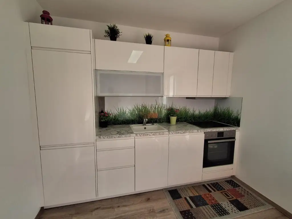 "Waldblick - Single-Balkonwohnung am Riederberg mit Parkplatz"