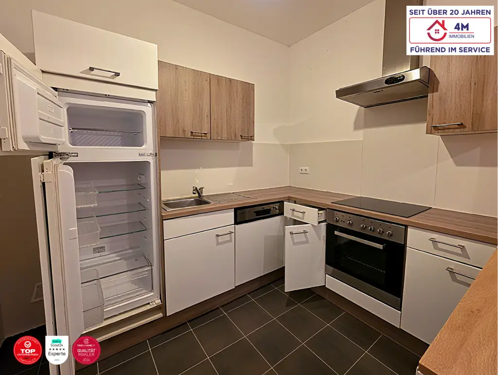 2 Zimmer Wohnung "modernisiert, sehr geringe BK, privater Garten und Abstellplatz"