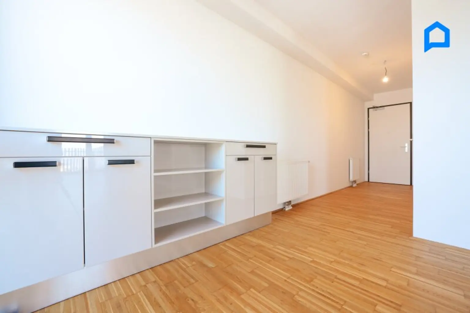 * CITY GATE TOWER * Weitblick über Wien * helle 3 Zimmer * große Loggia* Balkon* Top Küche* Klimaanlage *