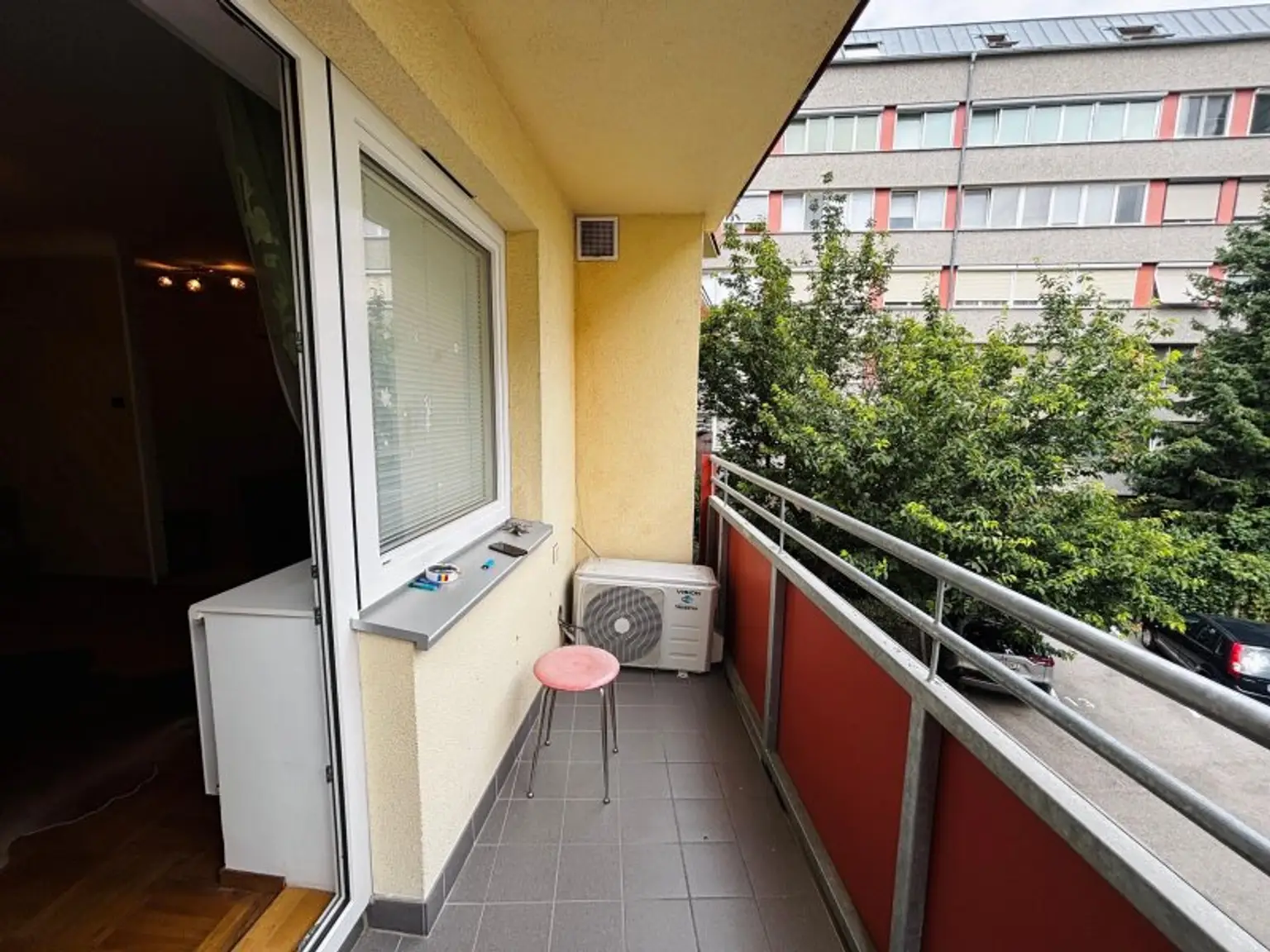 Charmante 2-Zimmer-Wohnung mit Balkon – Wohnen im Herzen eines der begehrtesten Erholungsgebiete Wiens