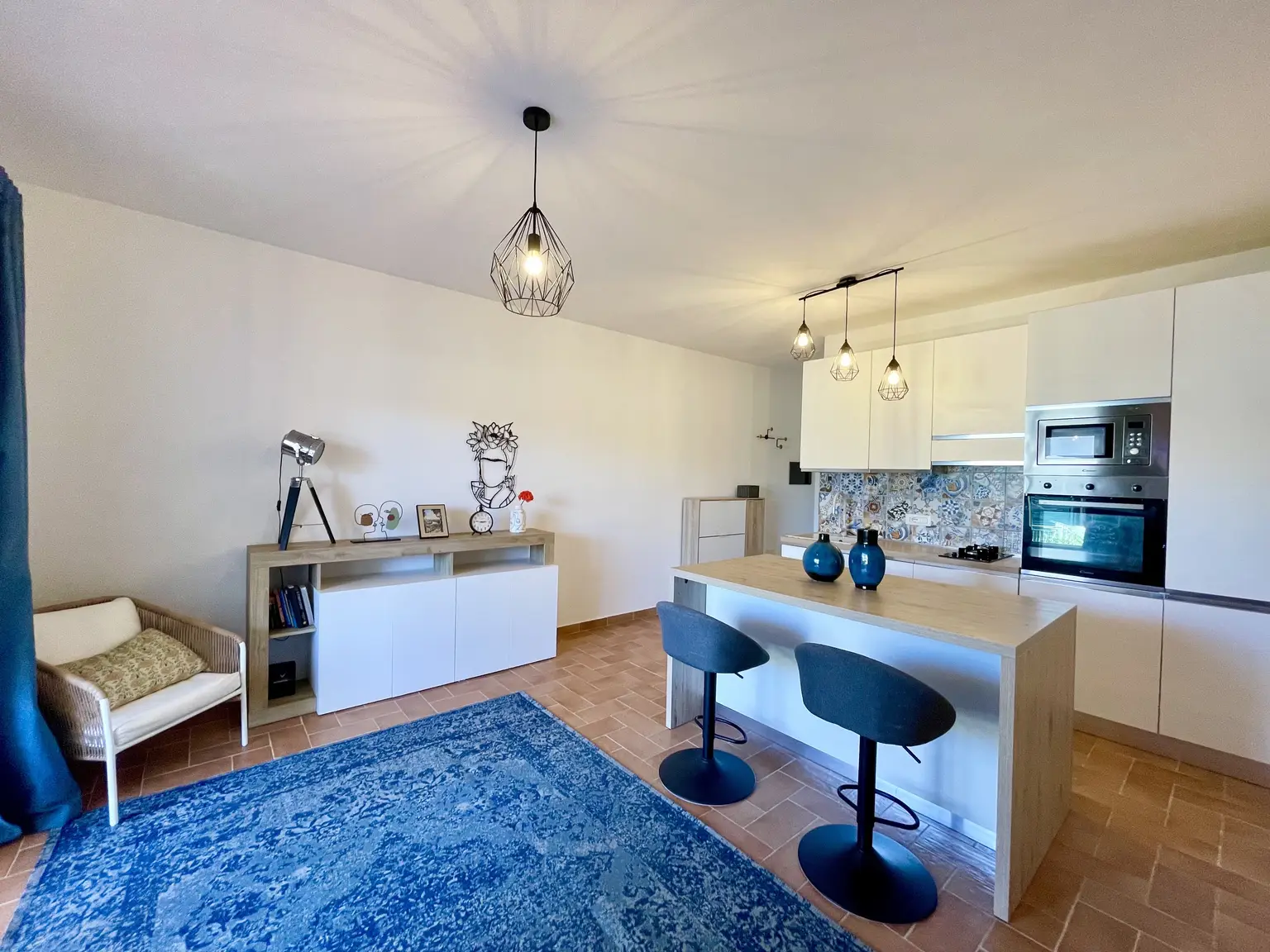 Traumwohnung am Meer in Sardinien – Terrasse & Privatparkplatz inklusive
