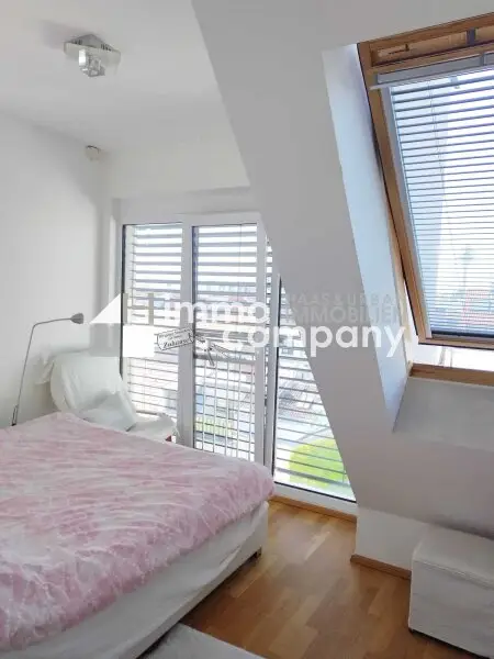 Ruheoase über den Dächern von Wien! Dachgeschoss - Maisonnettenwohnung Nähe Schloss Belvedere mit Balkon und Terrasse