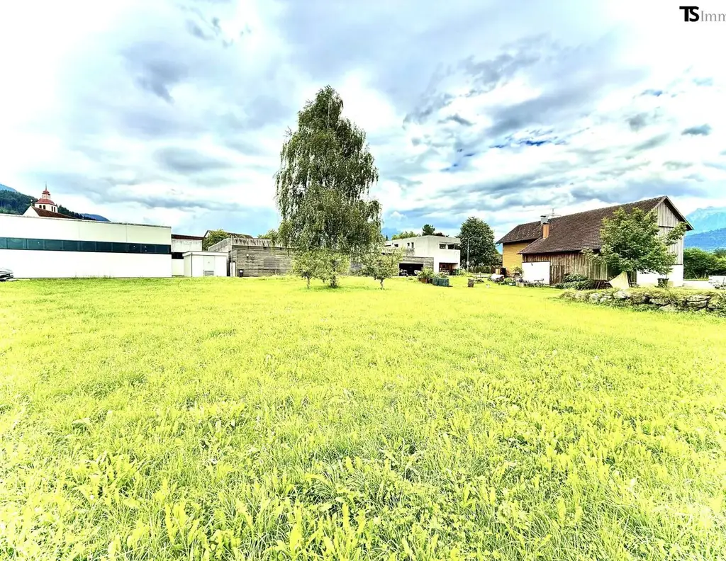 Bludesch: Baugrundstück in Top-Lage - ca. 400 m² bzw. 500 m² (Gesamtgrundfläche 900 m²)