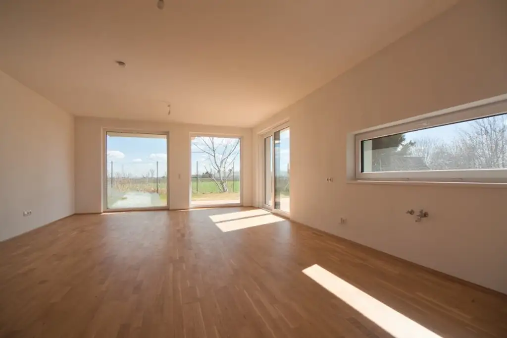 EINFAMILIENHAUS IN RUHELAGE | Ziegelhaus | großzügig, hell & hochwertig ausgestattet | mit Garten & Stellplatz
