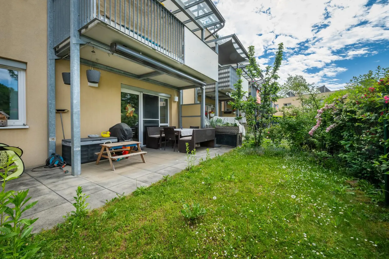 Garten und Terrasse