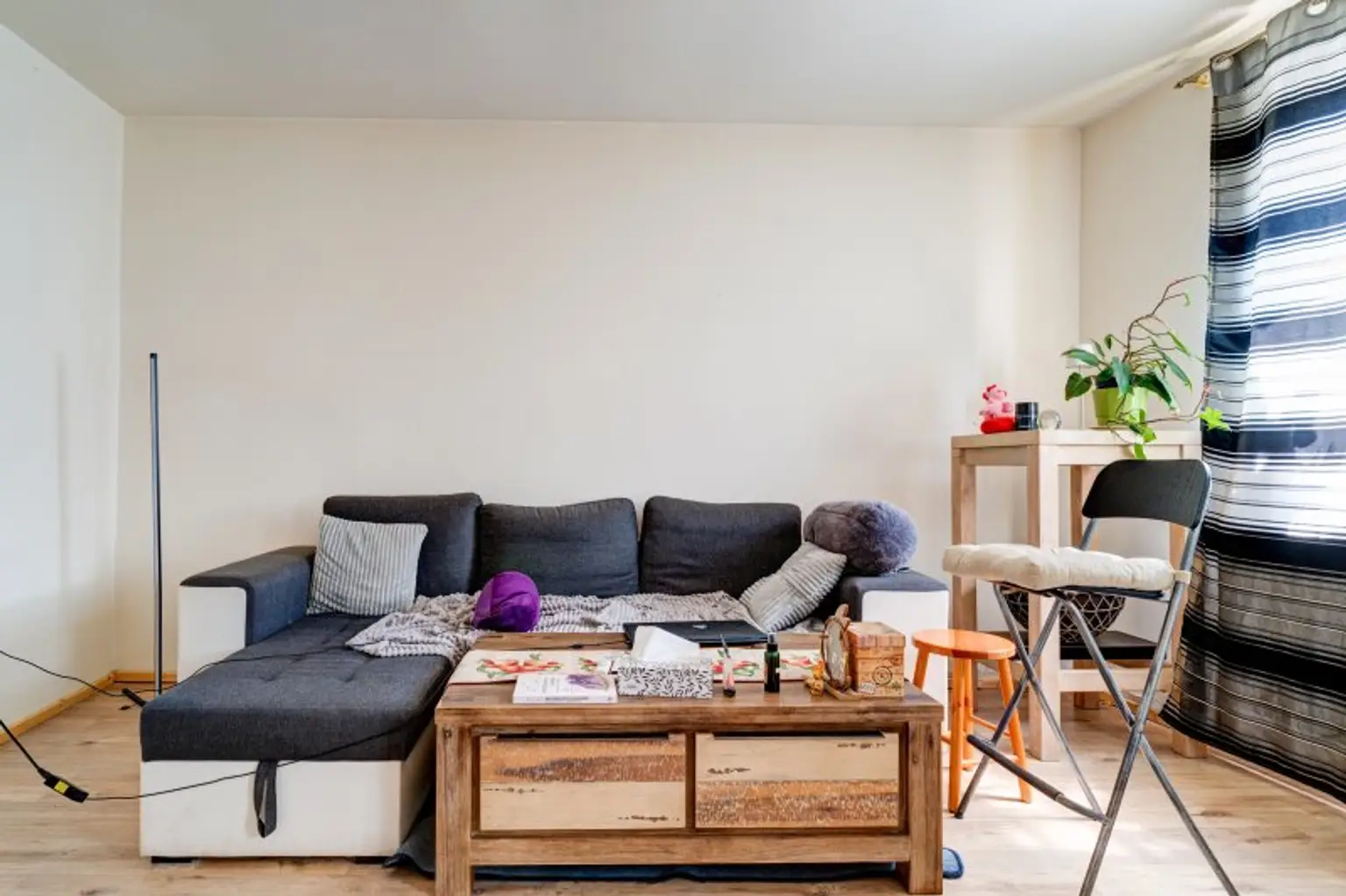 Wohnzimmer Einheit 2