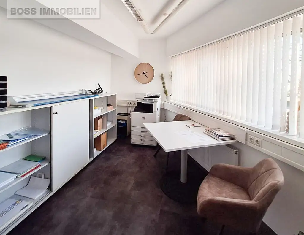Moderne Büroeinheit mit Top-Infrastruktur
