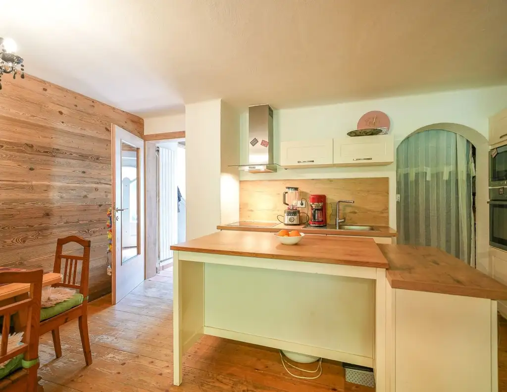 KITZBÜHEL - Gemütliches Reihenhaus im Landhausstil in begehrter Lage zu verkaufen