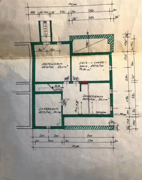 Bemerkenswertes Einfamilienhaus mit viel Entwicklungsmöglichkeit | Pool | Sauna | großer Garten