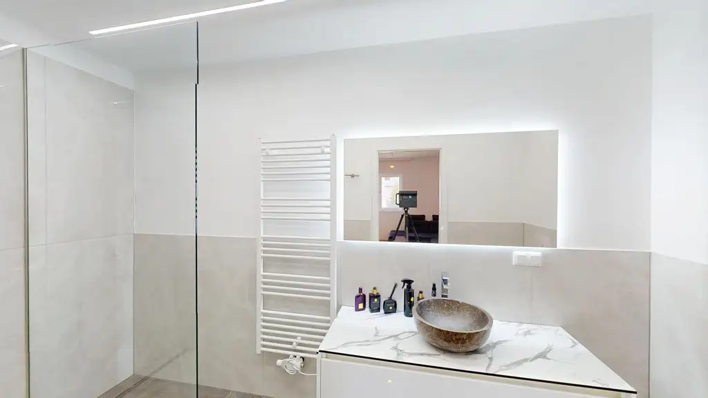 REPRÄSENTATIVE TRAUMVILLA IN BESTLAGE VON HIMBERG NÄHE WIEN & U1