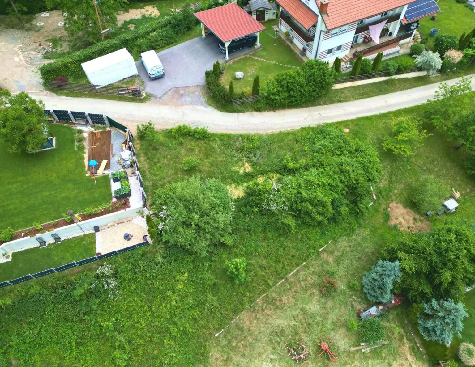 Klein aber fein! Sonniger Baugrund mit Bauplanung