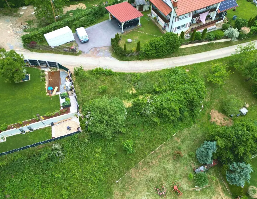 Klein aber fein! Sonniger Baugrund mit Bauplanung