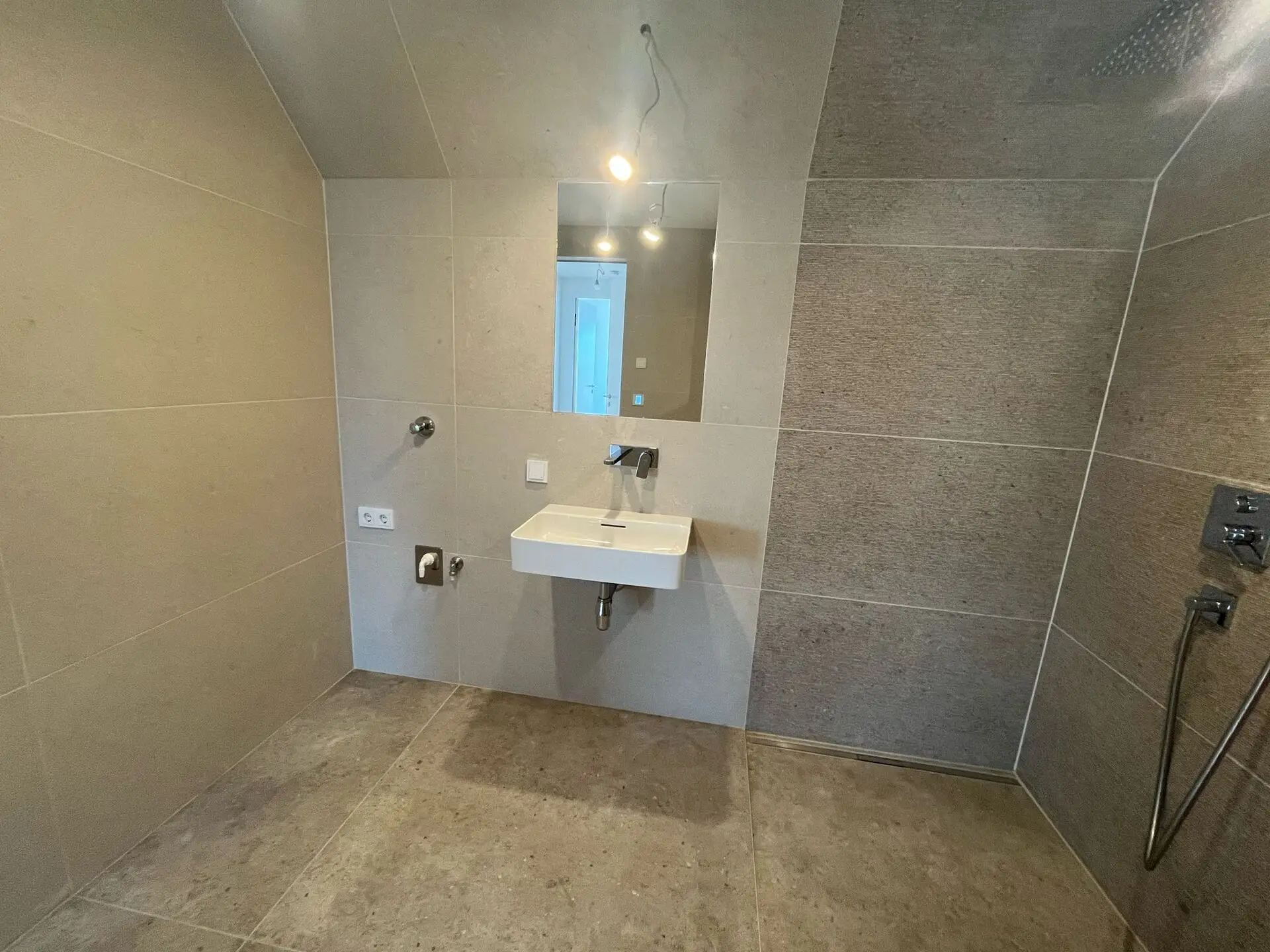 0a6a89f6-ad8d-4ea6-b56e-aca8bfbcd615